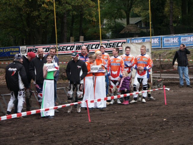 pict1085.jpg