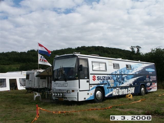 pict1025.jpg
