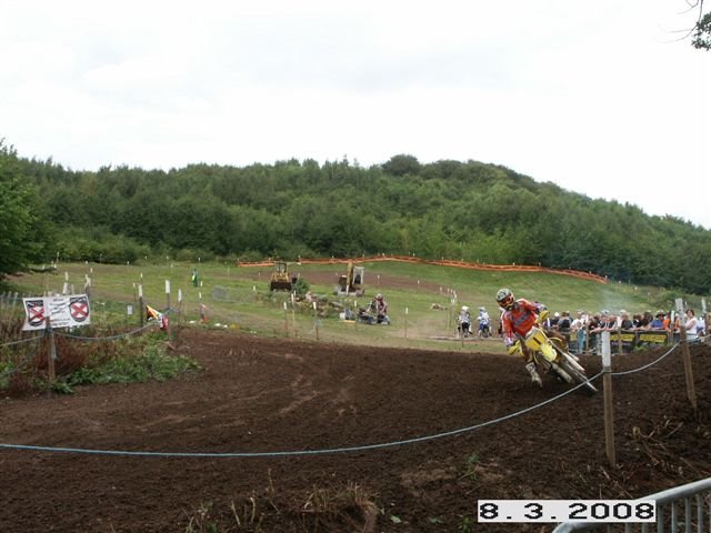 pict1048.jpg
