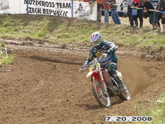 pict1021.jpg