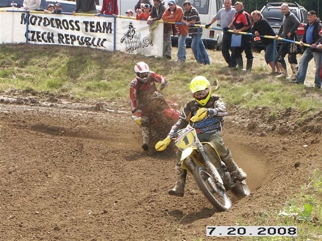 pict1022.jpg
